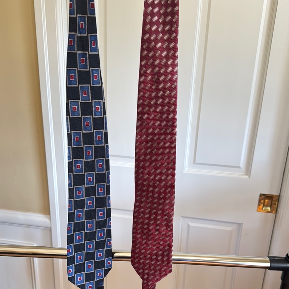 Elegant Blue and Red Patterned Ties